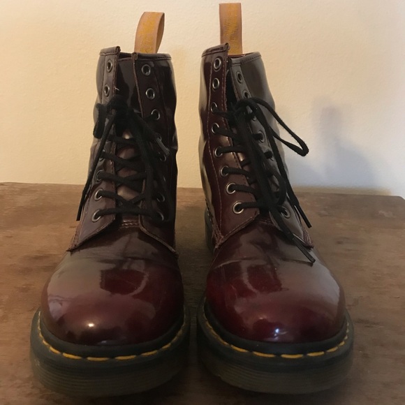 dr martens vegan mens